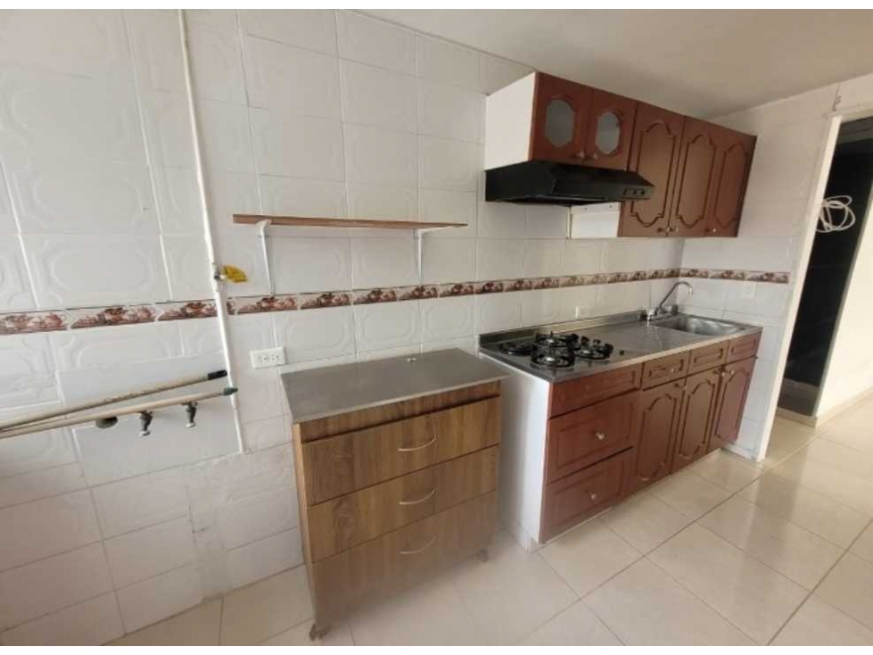 VENDO APARTAMENTO EN UNIDAD CERRADA CON PARQUEADERO EN SIMON BOLÍVAR