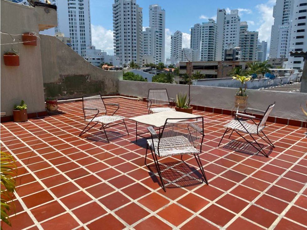 VENDO APARTAMENTO PARA REMODELAR EN BOCAGRANDE.