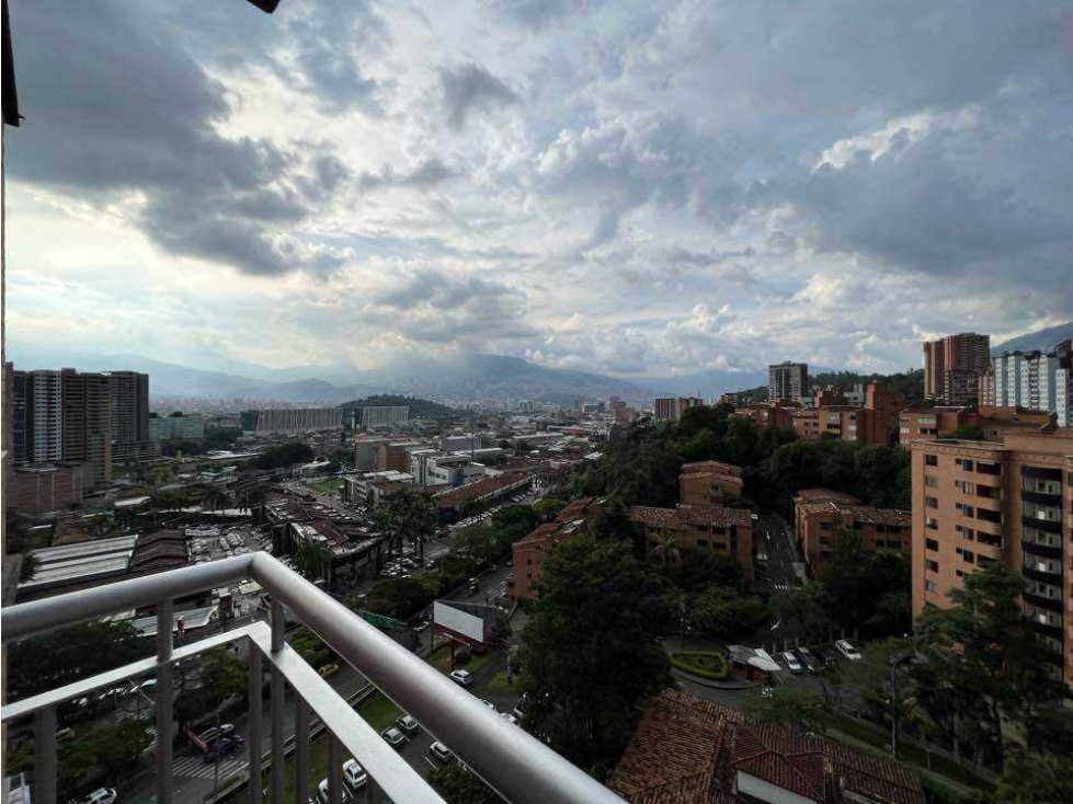 VENDO APTO EN CONJUNTO RESIDENCIAL, UBICADO EN EL POBLADO -MEDELLIN.