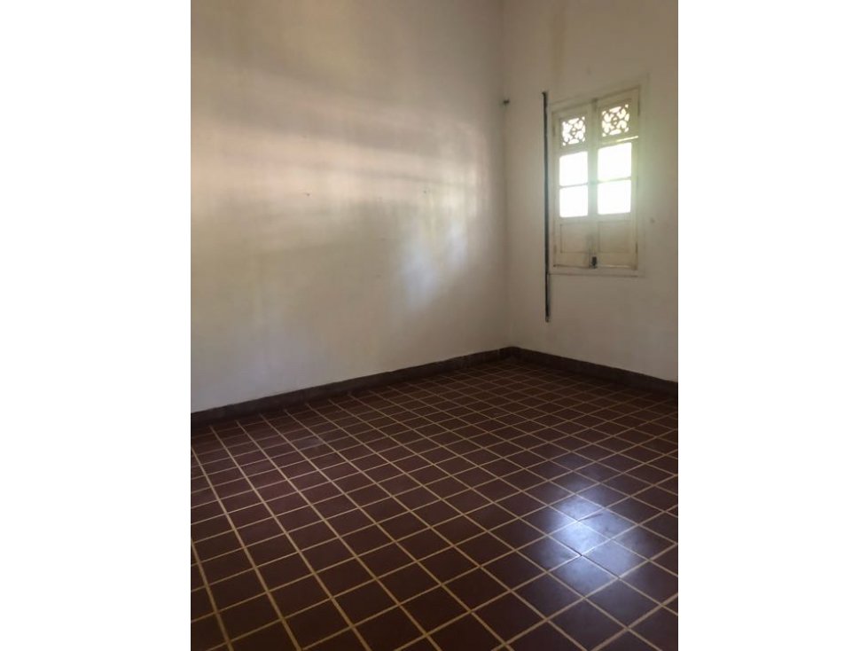 Vendo casa comercial excelente ubicación