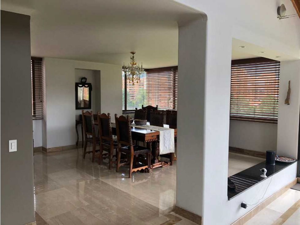 VENDO O ARRIENDO FABULOSO APTO PENTHOUSE DÚPLEX EN LA CAROLINA