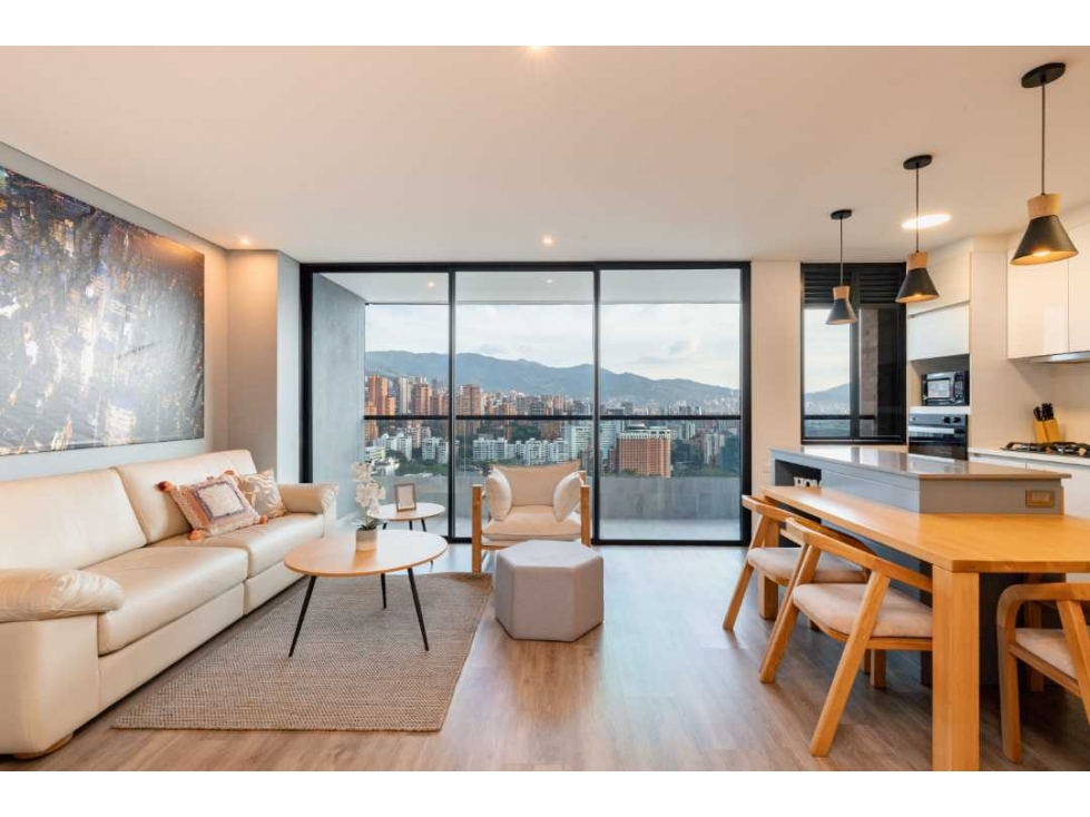 VENTA APARTAMENTO AMOBLADO EN PARMA PISO ALTO POBLADO, MEDELLIN