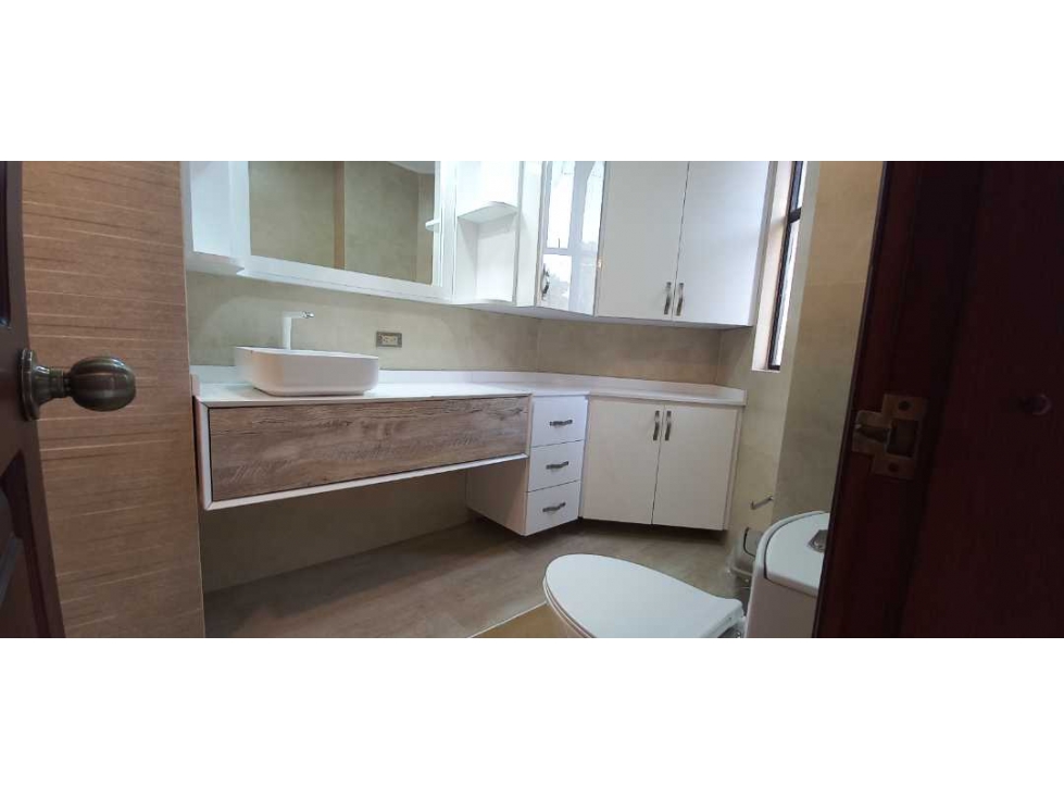 Venta, Apartamento, Cali, Cañaveralejo, Detrás Plaza de Toros, 4 habit