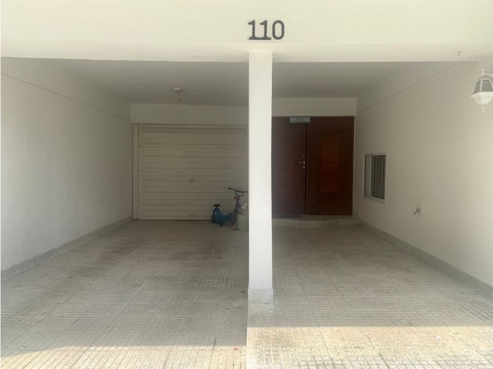 Rango9 VENTA CASA CON ZONA VERDE LOS PARRA- POBLADO