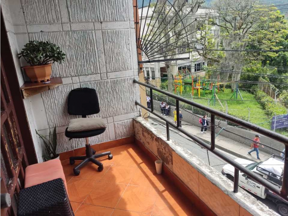 Venta apartamentos 2do y/o 3er piso Pradito