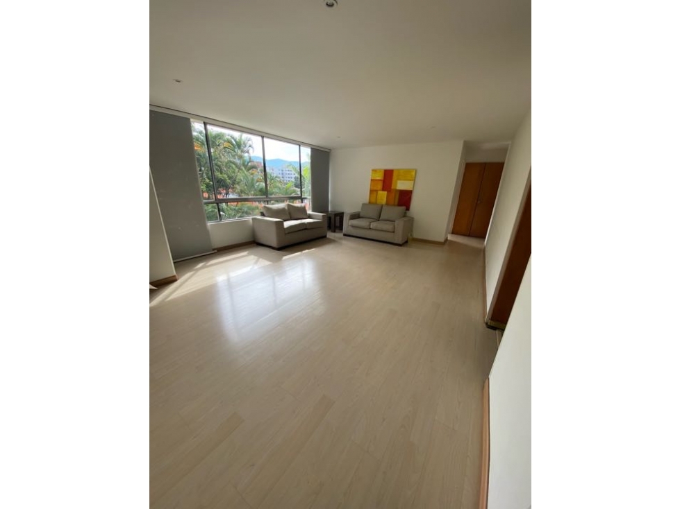 Venta de apartamento sector los parras, excelente ubicacion