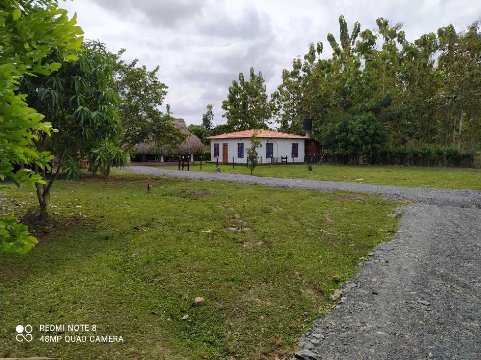 VENTA DE CASA FINCA EN LOS PERICOS, MONTERÍA