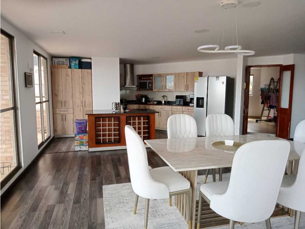 Venta Apartamento Penthouse Sabaneta Carriquí Aves María