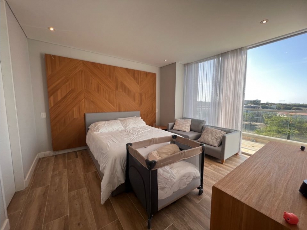 Venta,  espectacular penthouse con piscina privada.
