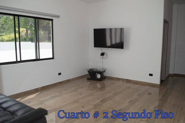 Se Vende Finca con Casa Quinta Nueva  en Mesitas del Colegio - Cundinamarca