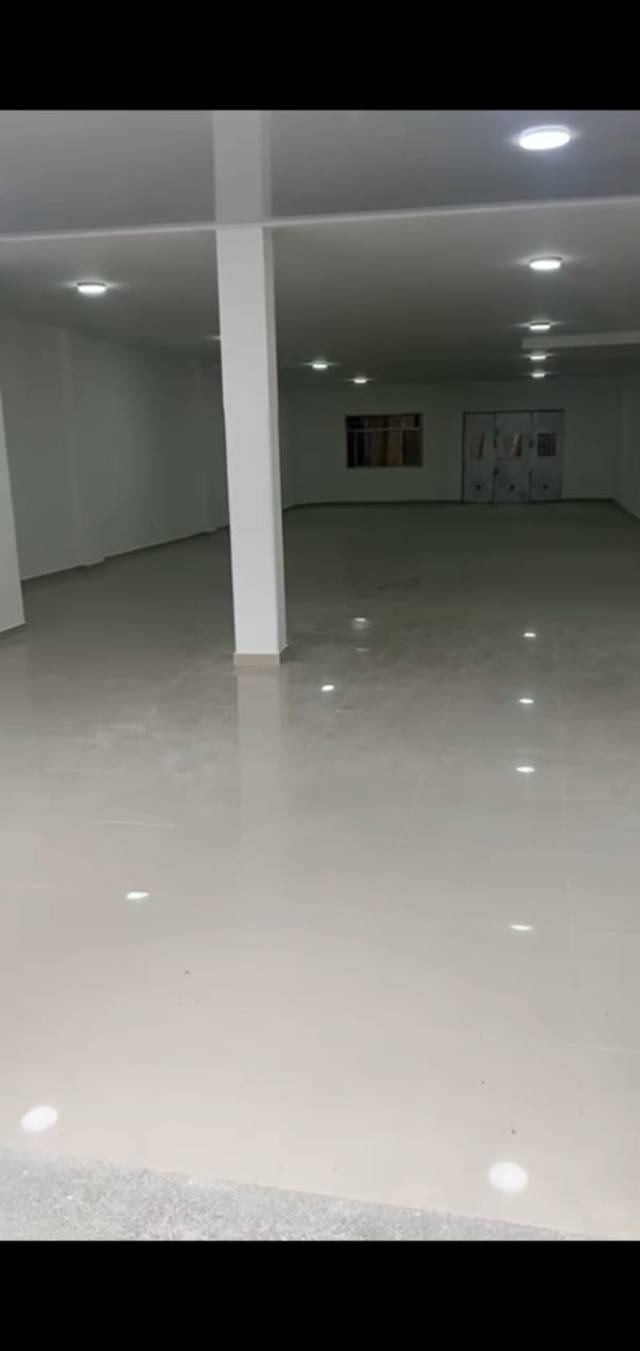 Arriendo Local grande en el centro de armenia