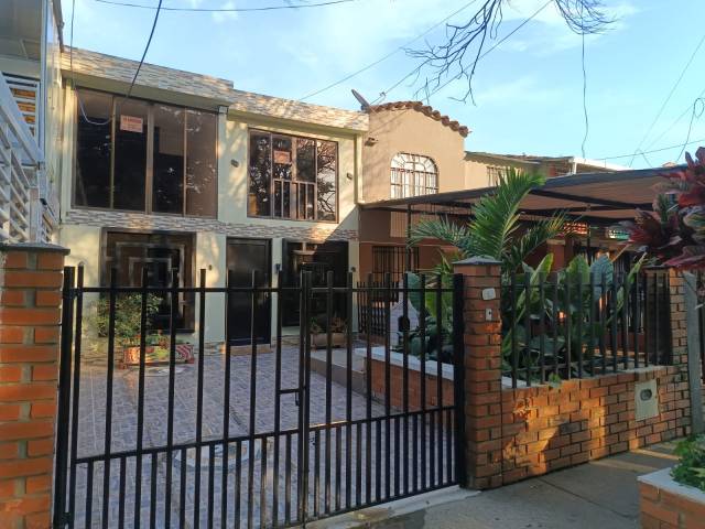 Se vende casa en Jamundi cerca a colegios y centros comerciales.