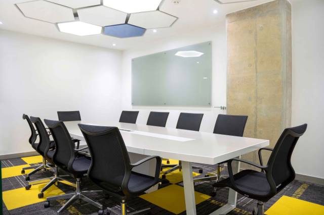 Lugares de trabajo flexible en Bogota, Santa Barbara